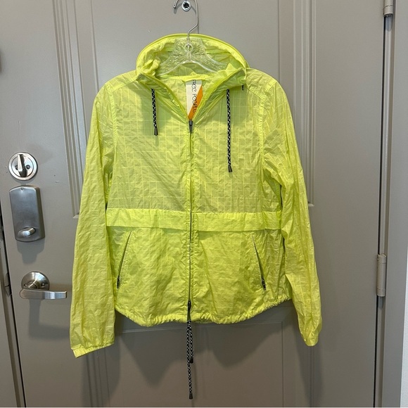 Free People Jackets & Blazers - Free People Hooded Packable Windbreaker Jacket Neon Yellow Size Extra Small‎ XS